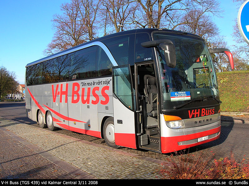 V-H_Buss_TGS_439_Kalmar_Central_081103.jpg